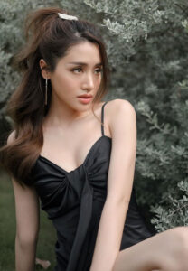 Tangprabhaporn sexy Blackhu