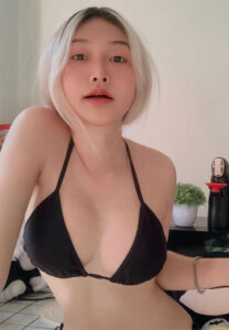 เจ้าแมวส้ม-ขาวใส